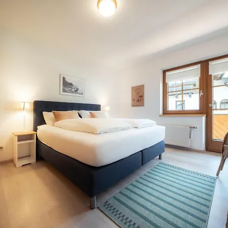 Coburg Апартаменты *